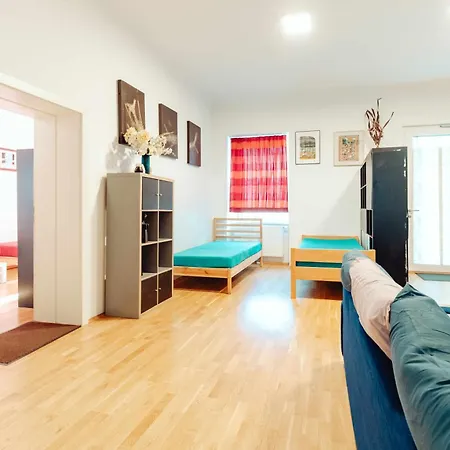 Center Apartmán Štýrský Hradec